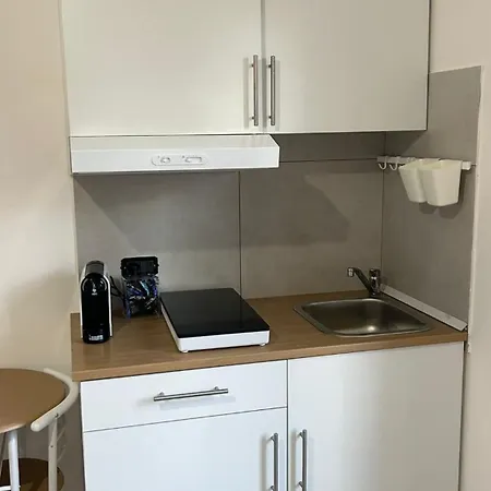 Casa Au Apartment *