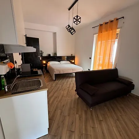 Casa Au アパート